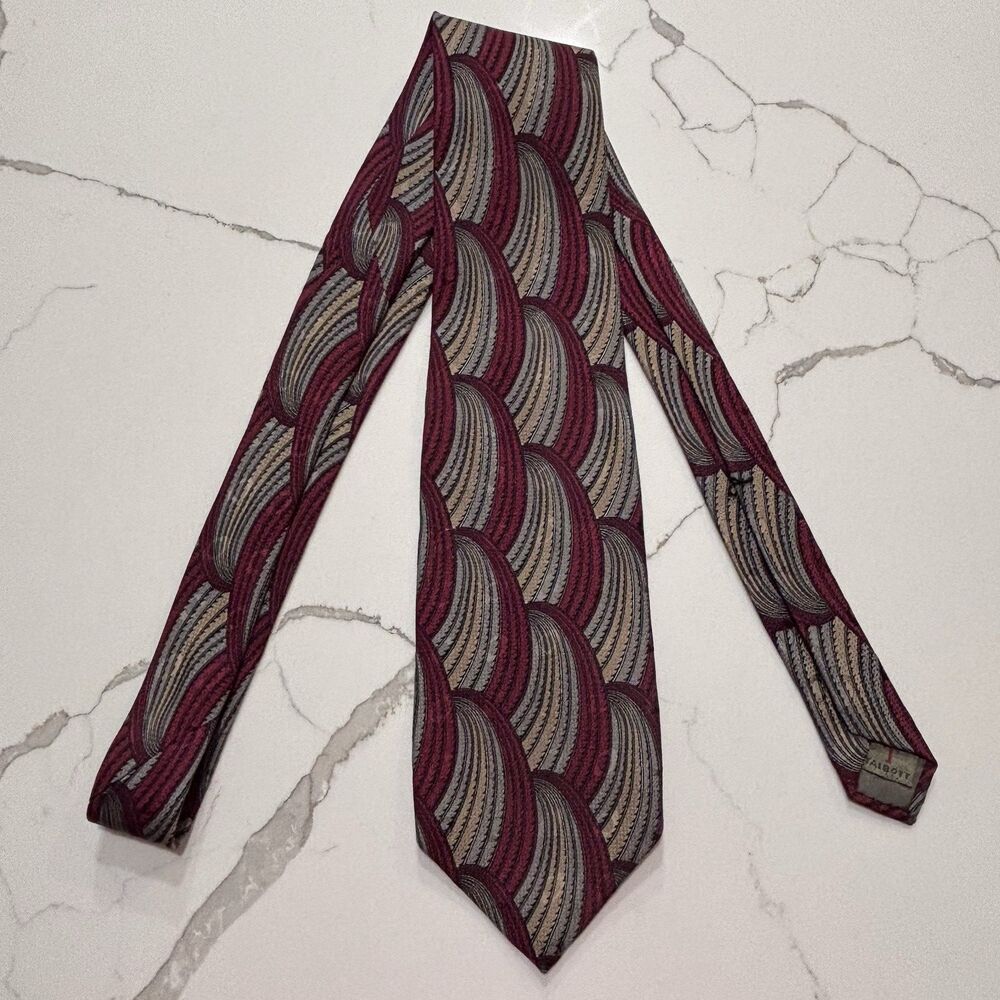 VINTAGE Robert Talbot Studio Finest Silk Tie Red Gray Tan Waves Hand Sewn USA